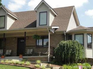 516 Hornung Hills Dr, New Albany, IN 47150