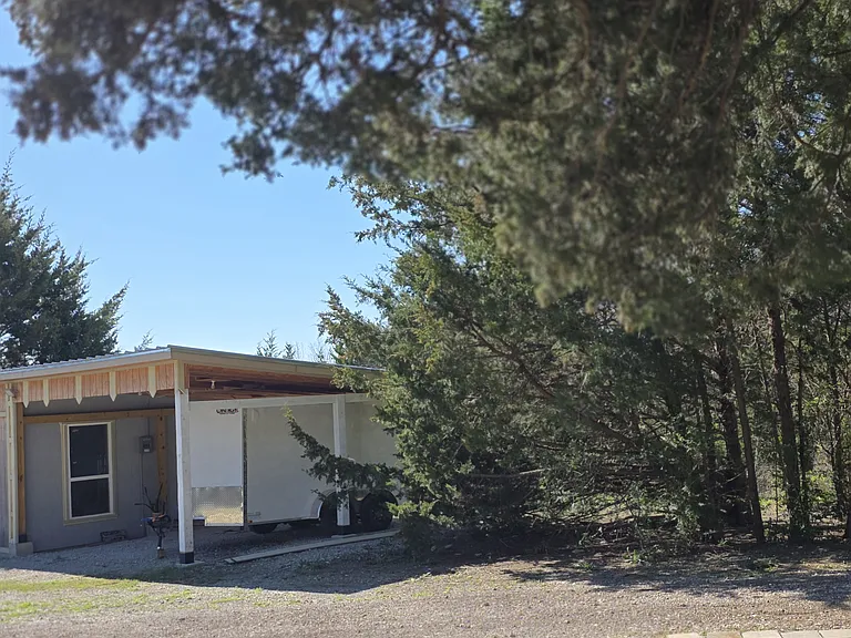 Oak Creek Dr — Photo 39
