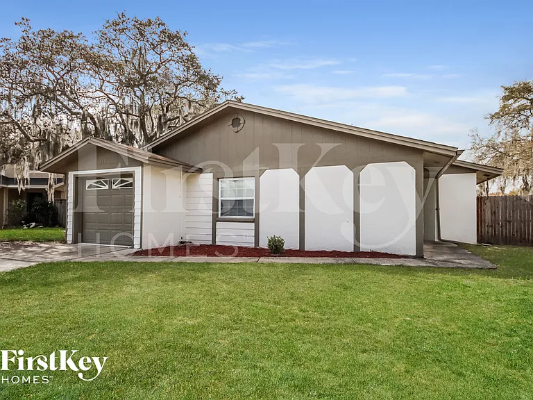 812 Whisper Lake Ct — Photo 2
