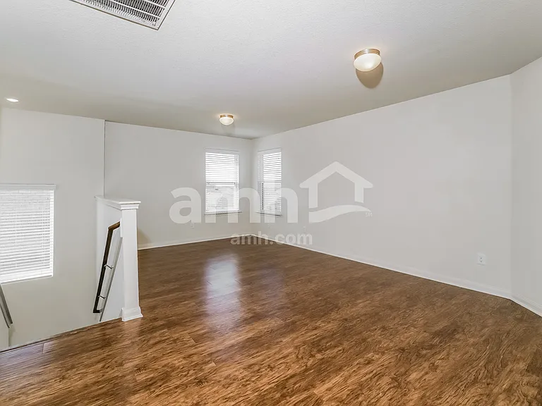 19904 Woodrow Wilson St — Photo 9