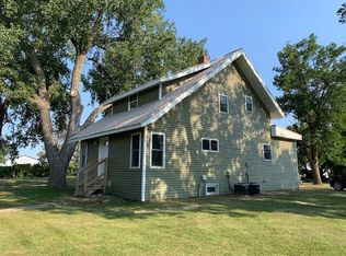 110 E 3rd Ave, Webster, SD 57274