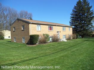 1827 Waddle Rd APT 4, State College, PA 16803