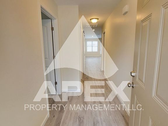 2nd image of 5932 Knox Hill Way