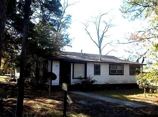 516 Railroad St W, Douglas, GA 31533