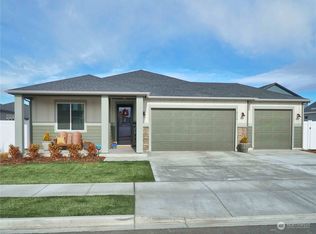 4734 W Hawk St, Moses Lake, WA