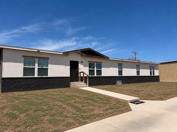 106 SW 5th St, Andrews, TX 79714
