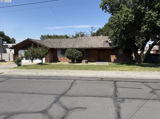 370 Monroe St, Umatilla, OR 97882