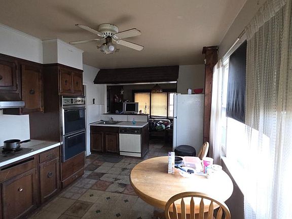 5th image of 725 Hessian Ave