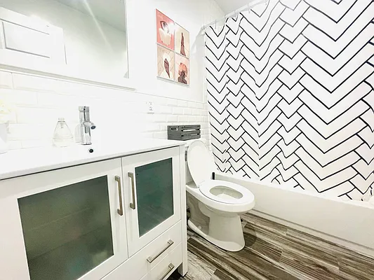 Rented by GROOME REALTY LLC | media 18