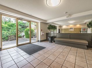 Rockmeare Manor Apartments, Victoria, BC V8V 3H7
