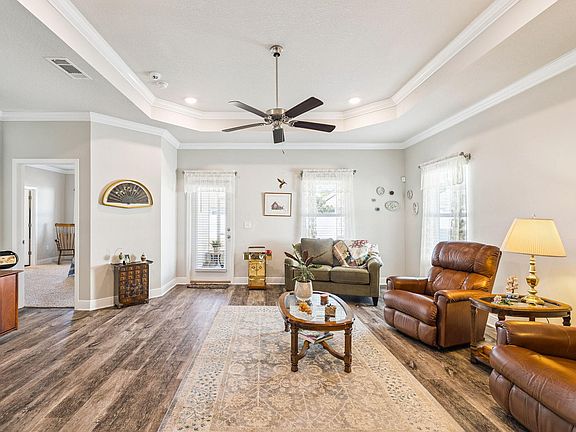 5th image of 59 Stonegate Cir