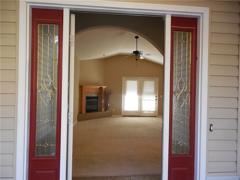 1st image of 21 Harborough Dr