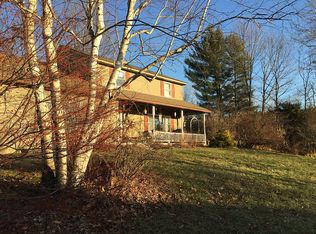 8 Hilltop Ter, Rutland, VT 05701