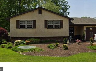 48 Cranford Rd, Turnersville, NJ 08012