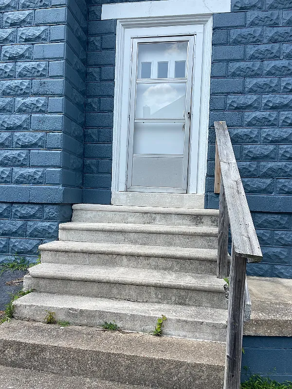 1 bed, 2404 sqft, $2,500 — Photo 2