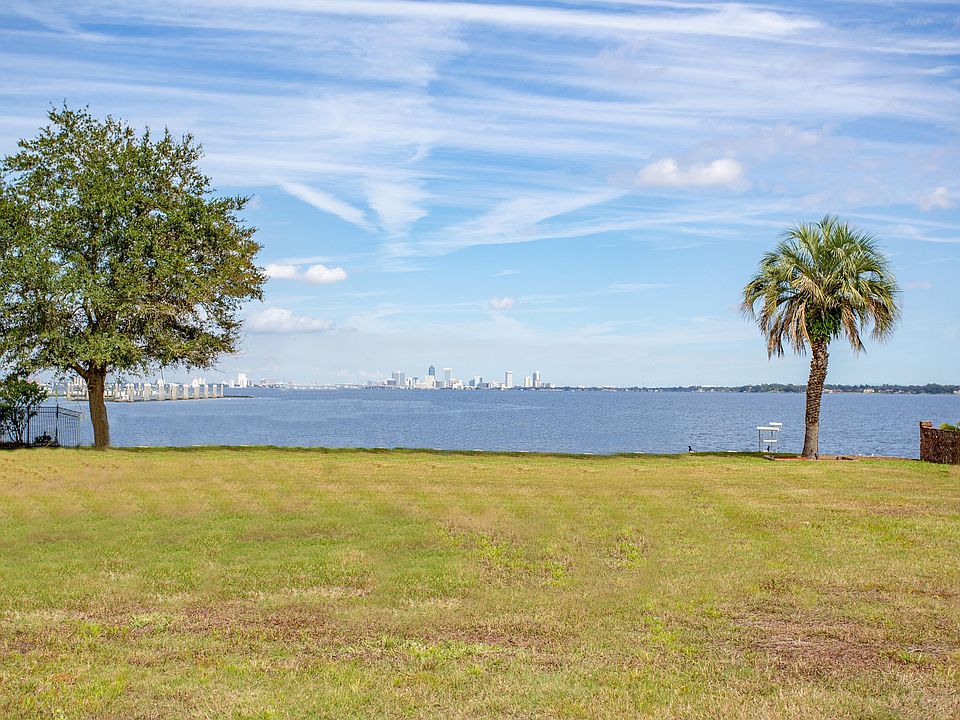 1st image of 4115 Venetia Blvd