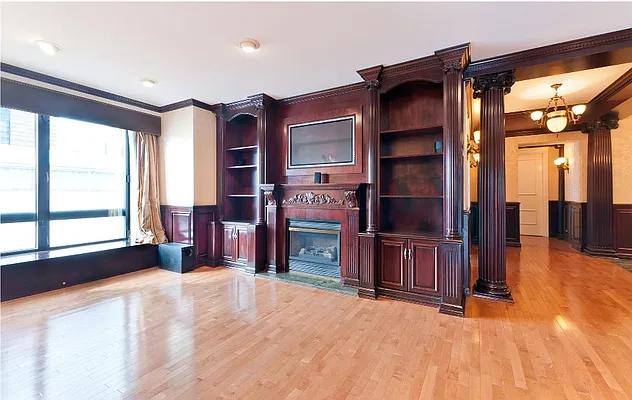 Sold by Nest Seekers International | media 33