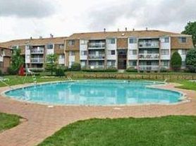 1201 Edison Glen Ter, Edison, NJ