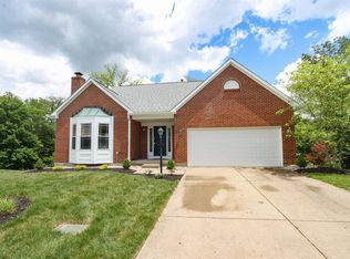 575 Forest Ridge Ct, Cincinnati, OH 45244