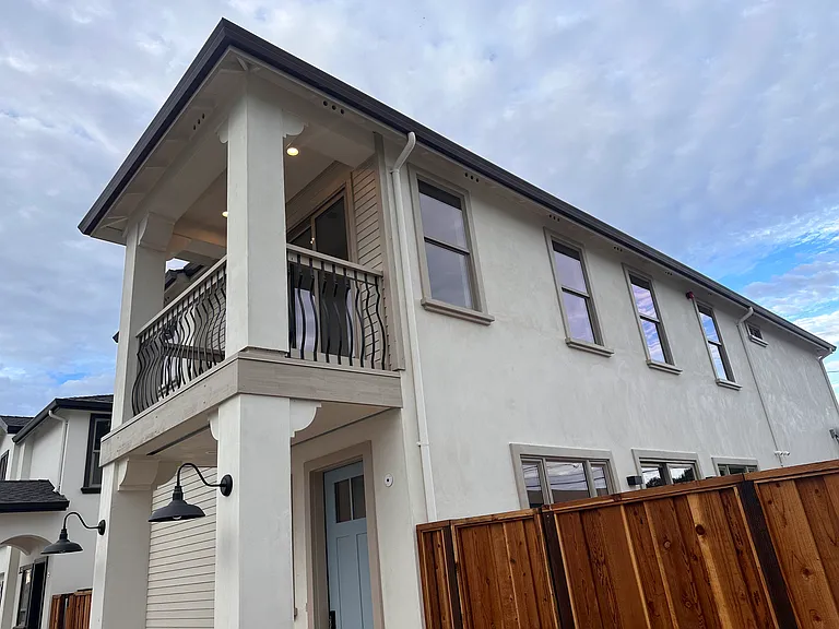 185 Via Del Mar Pl — Photo 2