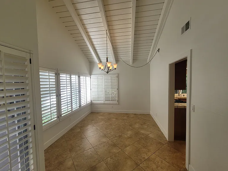 1081 Triunfo Canyon Rd — Photo 5