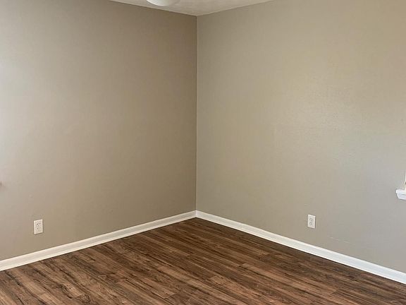 4th image of 1322 Tanager Ln