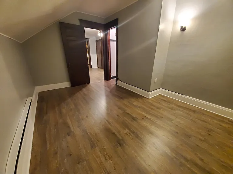 310 Olmstead Ave #UPPER — Photo 6
