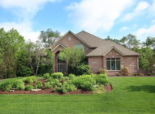 32W084 Churchill Ln, Wayne, IL 60184