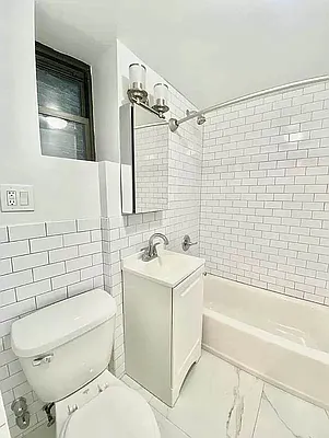 Rented by Waverly Realty Associates | media 14