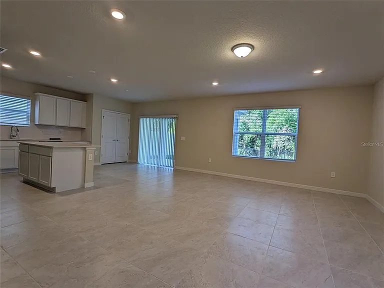 1113 Grand Hammock Ct — Photo 7