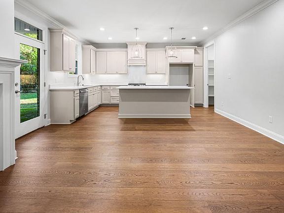 2nd image of 109 Silver Tree Xing