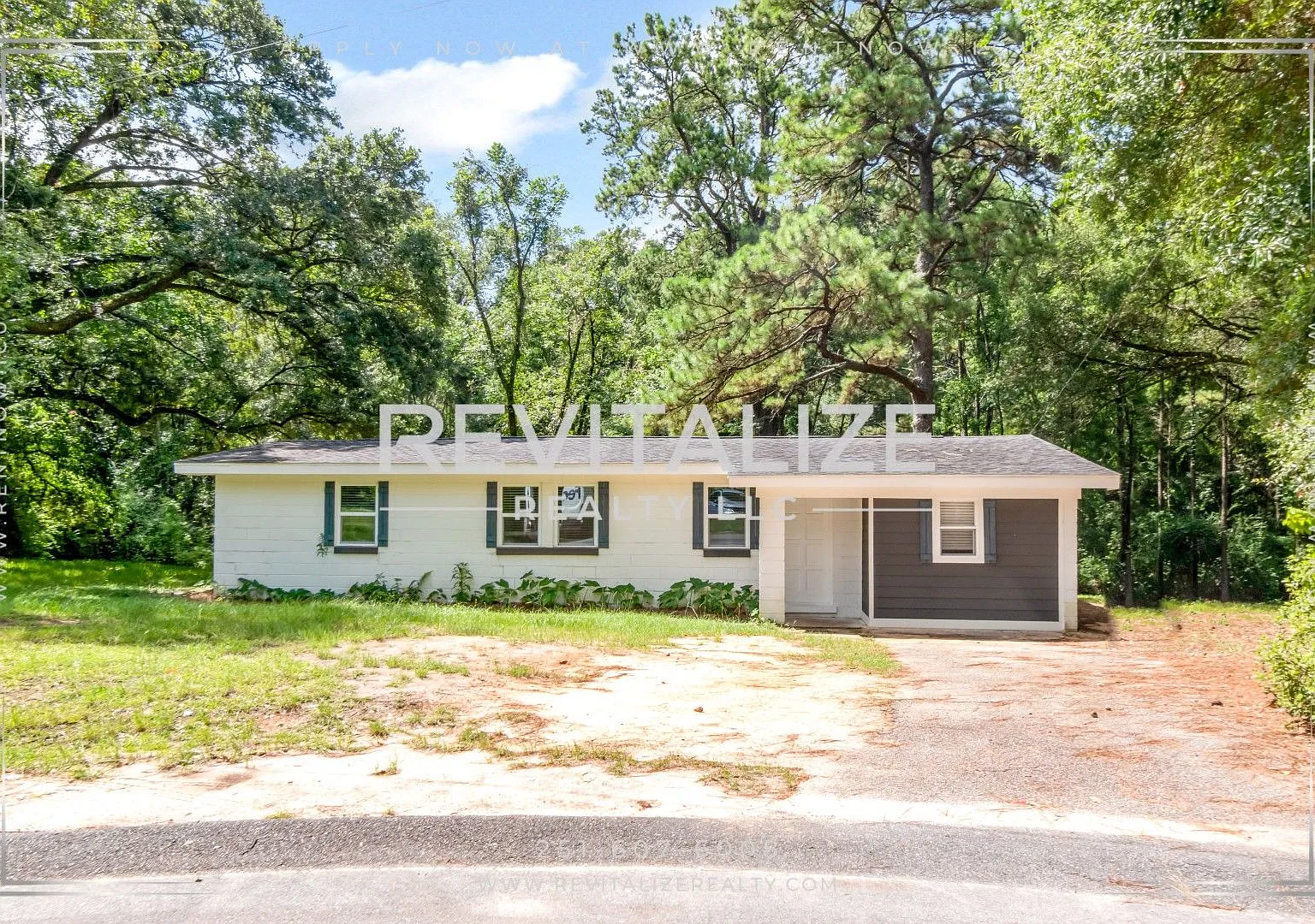 Updated Mobile Home with Modern Comfort & a Spacious Backyard — Photo 1