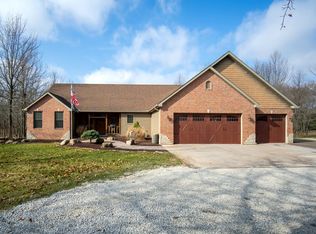 1 Verde Ranch Rd, Spring Valley, IL 61362