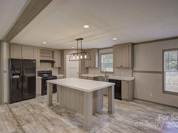 2nd image of 199 Rockwood Dr