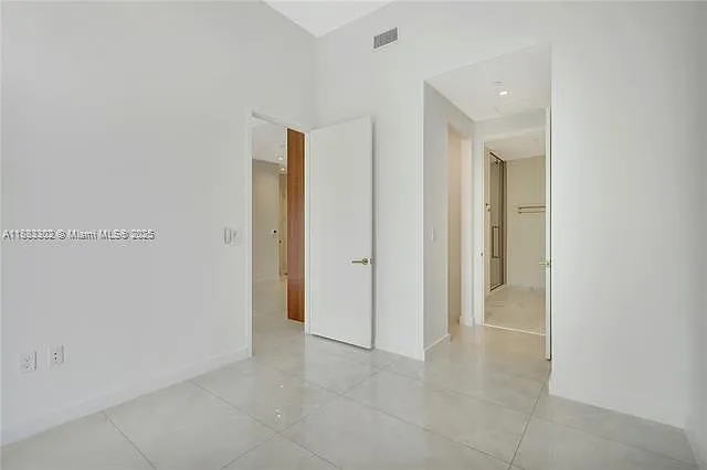 Mr. C Residences Condos — Photo 2