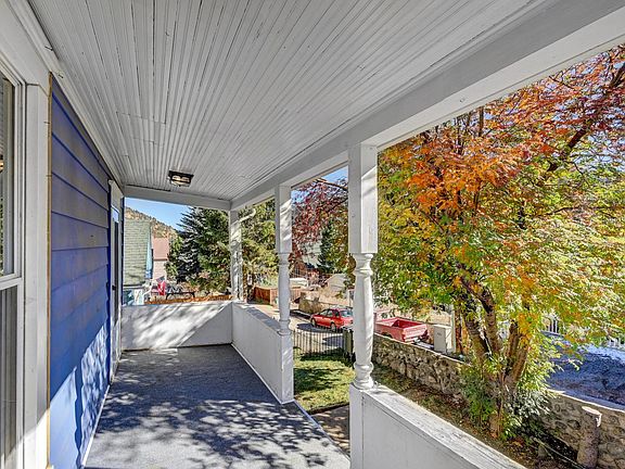 This home is 2 blocks from downtown!