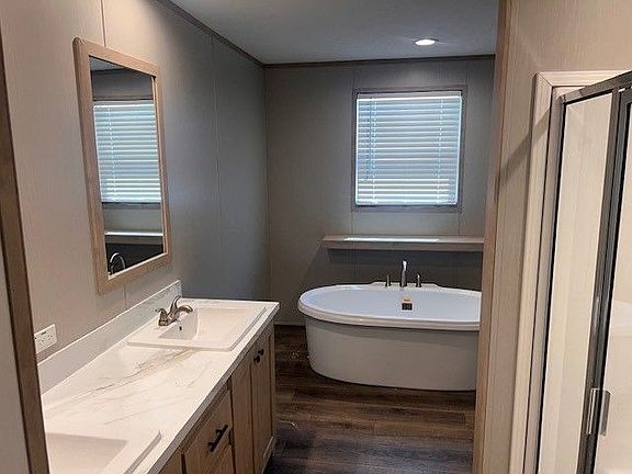 4th image of 2736 Southfork Dr