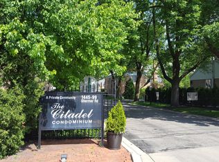 1447 Shermer Rd APT 3A, Northbrook, IL 60062