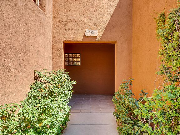 4th image of 3021 W Trevi Pl