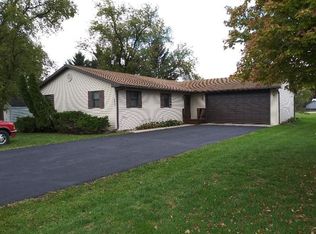 230 Chase St, Paw Paw, IL 61353