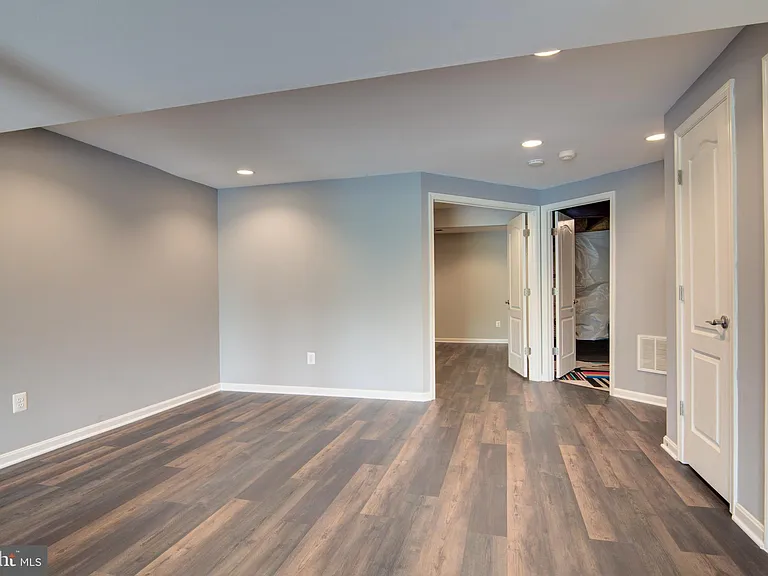 13481 Arcadian Dr — Photo 52