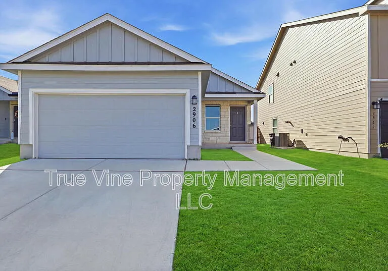 2906 Millikan Dr — Photo 1