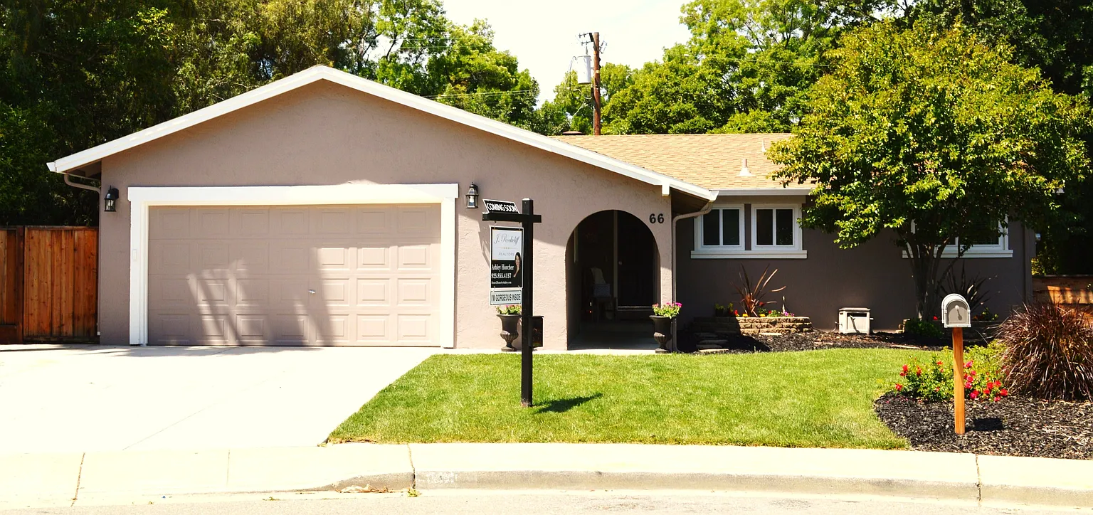 66 Marquette Ct photo 1