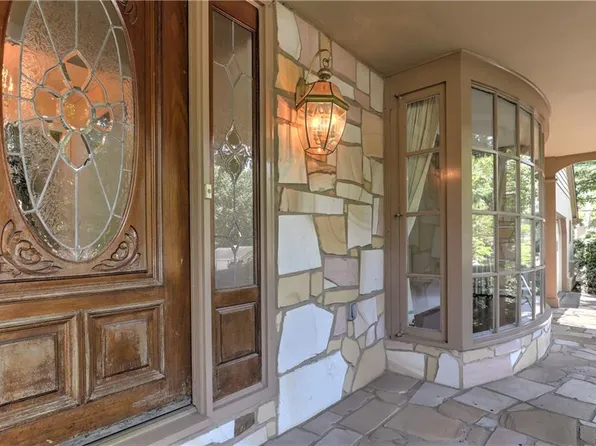 150 Old Farm Rd, Marietta, GA 30068