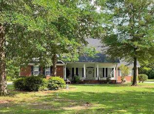 851 Fairway Dr, Hartsville, SC 29550