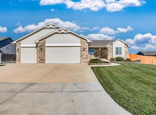 2314 E Summerwood St, Goddard, KS 67052