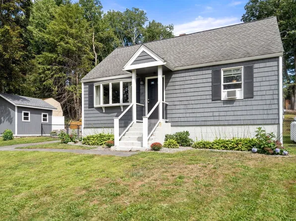 27 Harvard Ave, Methuen, MA 01844