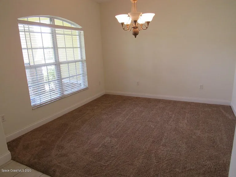 1741 Bridgeport Cir — Photo 23