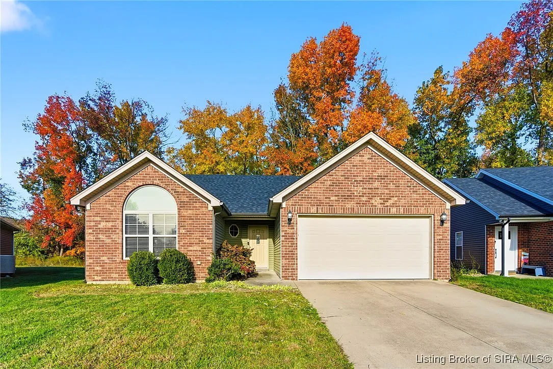3929 Mariah Drive photo 1
