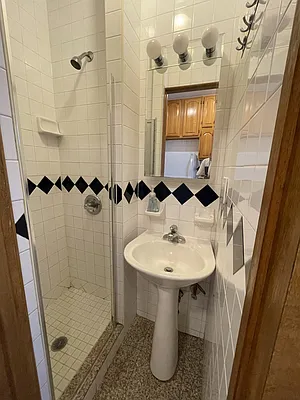 Rented by Corcoran | media 15